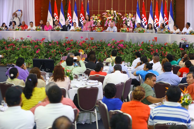 Compa&ntilde;era Rosario: Tom&aacute;s est&aacute; hoy en todas las formas de trabajo digno